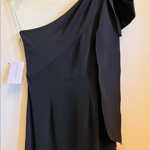 Marchesa Notte One Shoulder Stretch Ebro Crepe Asymmetrical Cocktail Dress 2 - Picture 8 of 16